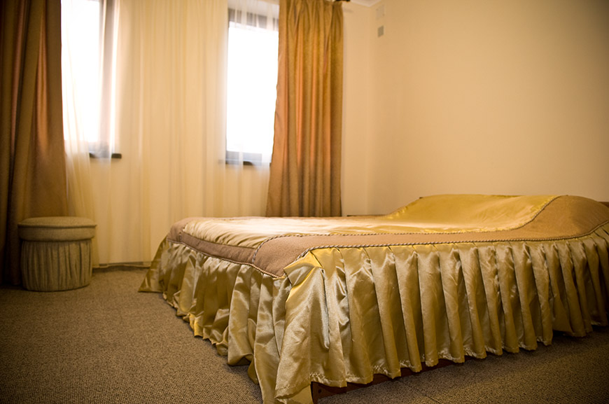 Цены на отдых в Крыму в Курортном – Люкс 2-комнатный без балкона