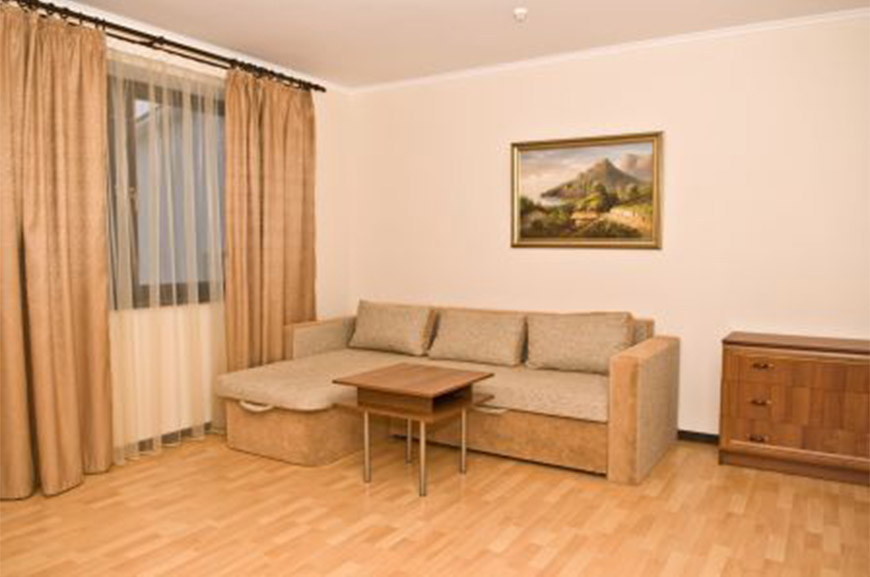 Отель в Крыму в Курортном – Люкс 2-комнатный без балкона