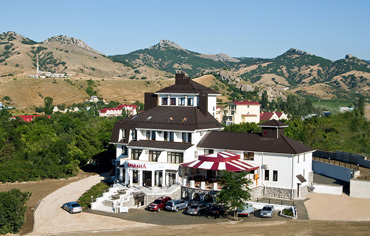 Отель в Курортном в Крыму под Феодосией Аравана