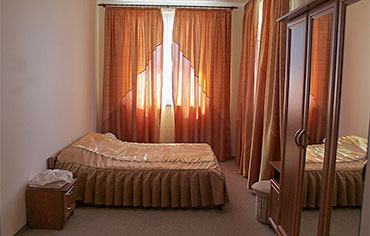Отель в Курортном Феодосия:  люкс 2-комнатный с балконом